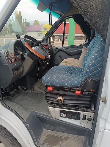 капот mercedes sprinter: Mercedes-Benz Спринтер: 2002 г., 2.7 л, Дизель — 8