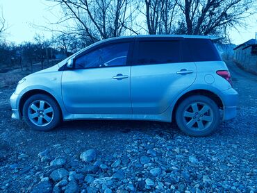 Toyota: Toyota ist: 2004 г., 1.5 л, Автомат, Бензин, Седан — 1