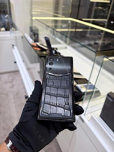 vertu phone: Vertu 512 GB, rəng - Qara, İki sim kartlı — 8