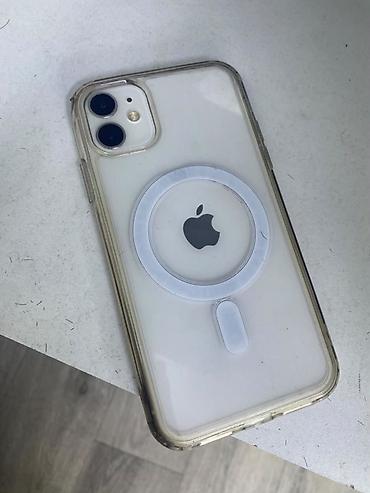 iphone 1e: IPhone 11, Б/у, 64 ГБ, Белый, Чехол, 68 % — 2