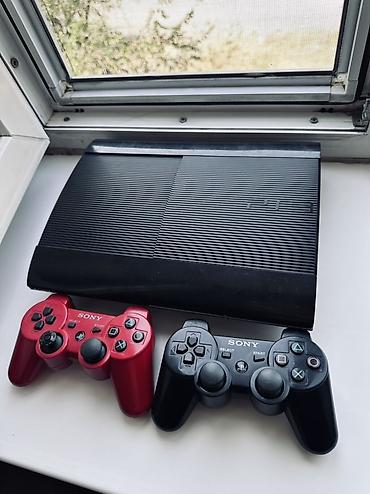 iphone xt: Игровая приставка Sony PlayStation 3 Super Slim + 2 беспроводных — 1