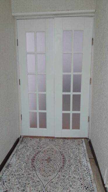 дверь внутренняя: Дверь с окнами, Б/у, Самовывоз