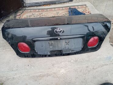 задняя крышка багажника: Багажниктин капкагы Toyota