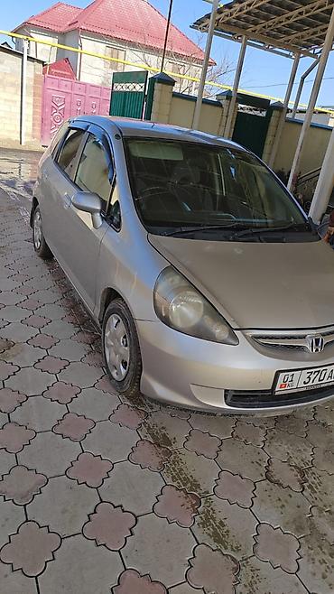 Honda: Honda Fit: 2003 г., Хэтчбэк — 6