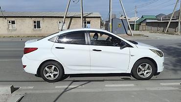 camry 2006: Hyundai Solaris: 2014 г., 1.6 л, Автомат, Бензин, Седан — 1