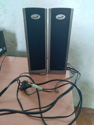Qulaqcıqlar: İşlənmiş Logitech Kolonka, Növ - Kompüter üçün, rəng - Qara