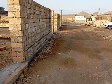 plastik gapi: Təcili satılır. Zangəzur şadlıq sarayın yaxılığındadır, qiymət 3 sota — 2