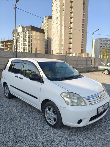 срочно продам авто в связи с переездом: Toyota Raum: 2004 г., 1.5 л, Автомат, Бензин, Хэтчбэк