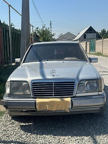 мер 220: Mercedes-Benz W124: 1994 г., 2.2 л, Механика, Бензин, Седан — 1