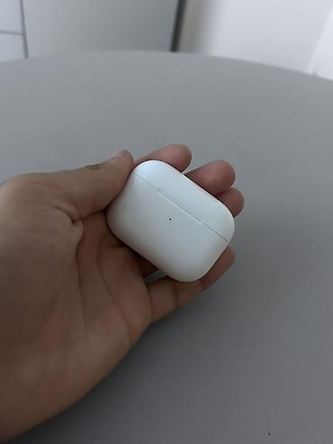 Airpods pro 2 type c model chox ideal veziyyetde tam iwlek prablemsiz