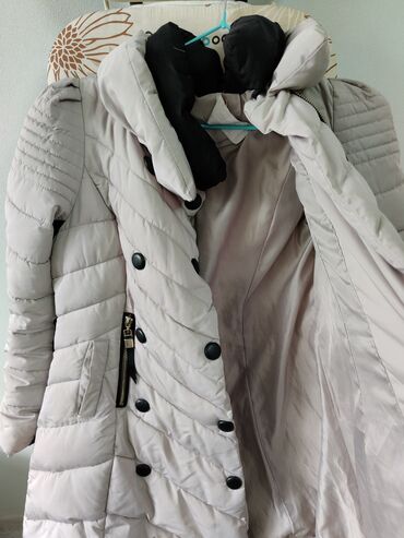 Куртки: Женская куртка XS (EU 34), S (EU 36), цвет - Бежевый