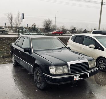 мерс унивесал: Mercedes-Benz W124: 1990 г., 2 л, Механика, Бензин, Седан