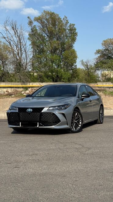 Toyota: Toyota Avalon: 2019 г., 2.5 л, Вариатор, Гибрид, Седан