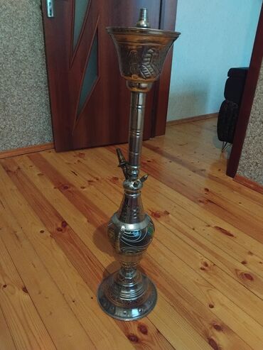 женские шерстяные кофты: Məhsul: Metaldan nərgilə gövdəsi Təsvir:putun lavazimatari ustunde, -