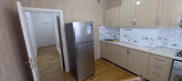 Uzunmüddətli kirayə mənzillər: Nefçilər metrosu 162 kv 3 otaq 2 ci mərtəbədə tam əşyalı mənzil kirayə — 12