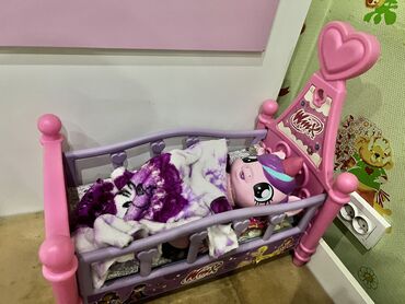 детский коляска игрушка: Кроватка, стульчик, коляска 
Все по 500с