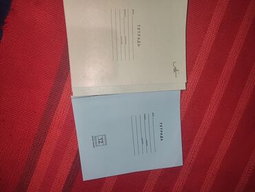 детский мальберт: Продаю тетради для 1-2 классов 23 шт. по 2 сома за штуку. За 23 шт. -