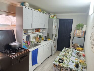 Продажа домов: Полдома, 40 м², 2 комнаты, Собственник, Косметический ремонт