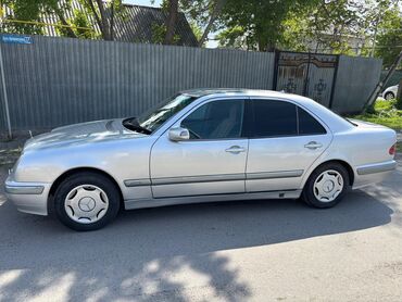 хундай пртер: Mercedes-Benz E-Class: 2000 г., 2.4 л, Автомат, Газ, Седан