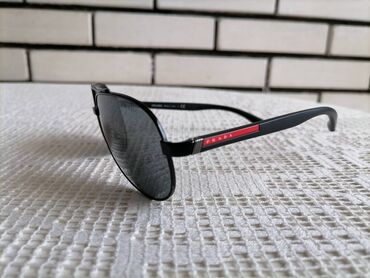 Naočare: Naočare za sunce, Prada — 2