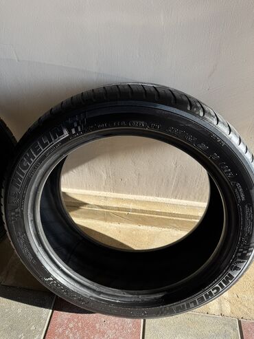 Təkərlər: İşlənmiş Şin Michelin 235 / 45 / R 18