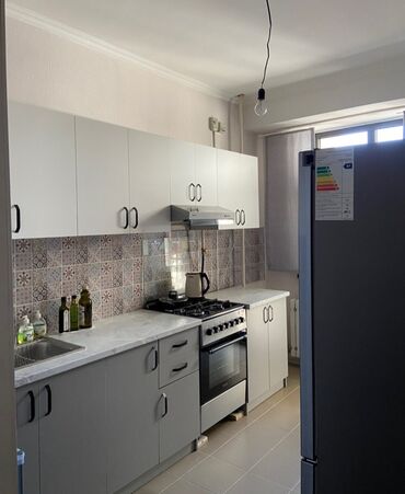 сдаю 1 комнатную квартиру молодая гвардия: 1 комната, 37 м², Элитка, 6 этаж, Евроремонт