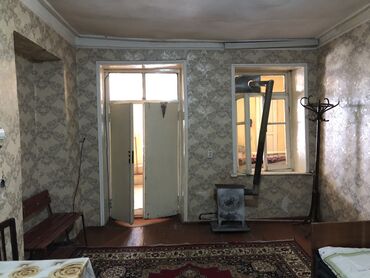 70 manata kiraye evler: Gəncə şəhəri skonun 4 yolunda 1 otaqlı heyet evi kiraye verilir qiymət