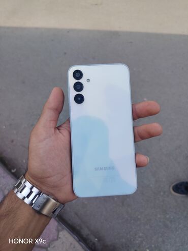 телефон fly fs457 nimbus 15: Samsung Galaxy A15, 128 ГБ, цвет - Белый, Две SIM карты