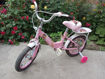 велосипеды 3000: Детский велосипед с трёх до шести лет 
размер колес 14