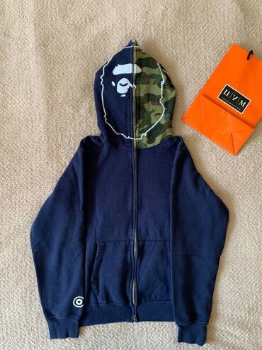 kişi üçün olimpiyka: Зип худи/Zip hoodie Bape оригинал

- Состояние 9/10. Без дырок и тд