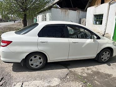 мото 300: Honda Fit Aria: 2005 г., 1.5 л, Автомат, Бензин, Седан — 2