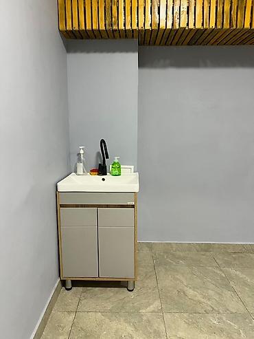 сыдыков: Аренда кабинетов в салонах красоты, 20 м² — 4