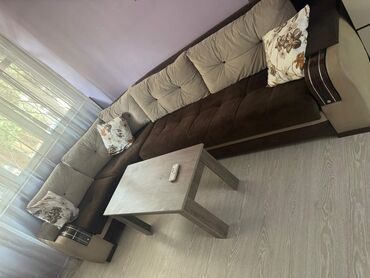 Divan və kreslo dəstləri: Künc divan, İşlənmiş, Açılan, Bazalı