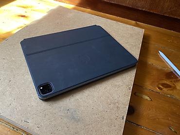 Планшеты: Планшет, Apple, память 128 ГБ, 12" - 13", 4G (LTE), Б/у, Классический цвет - Серебристый — 6