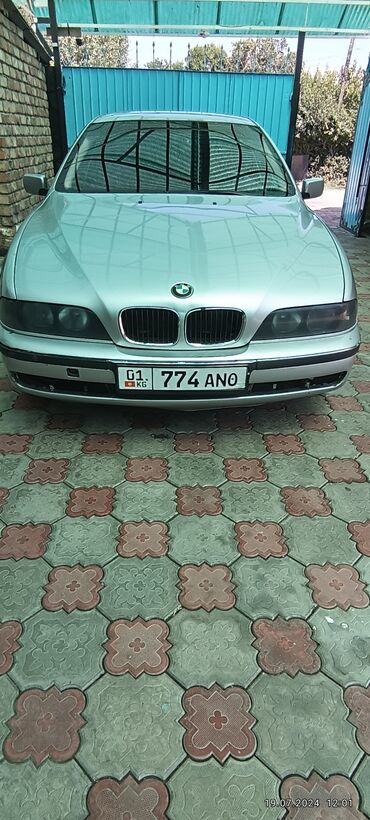 BMW: BMW 528: 2000 г., 2.8 л, Механика, Бензин