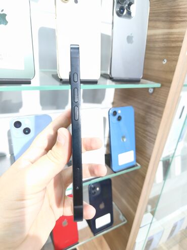 Apple iPhone: IPhone 16e, 128 GB, Qara — 6