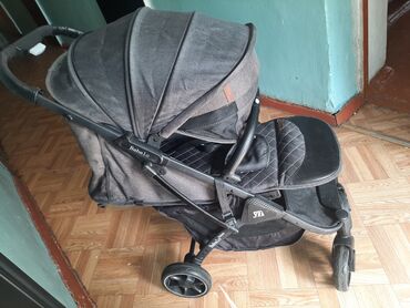 Коляски: Коляска, цвет - Черный, Б/у — 10