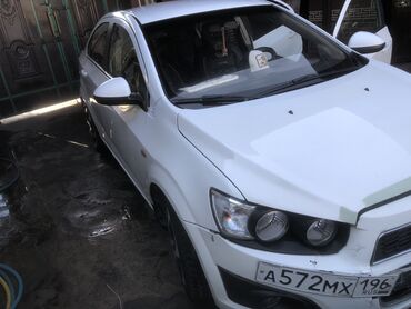 продаю шевролет: Chevrolet Aveo: 2013 г., 1.6 л, Автомат, Бензин, Седан