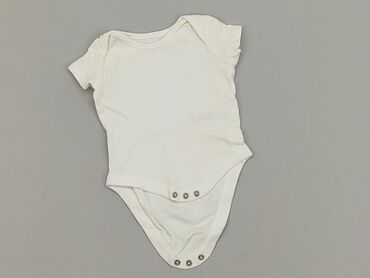 body niemowlęce białe: Body, F&F, 0-3 m, 
stan - Bardzo dobry