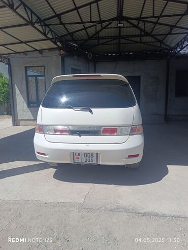 Toyota: Toyota : 2000 г., 2 л, Автомат, Бензин, Минивэн — 7