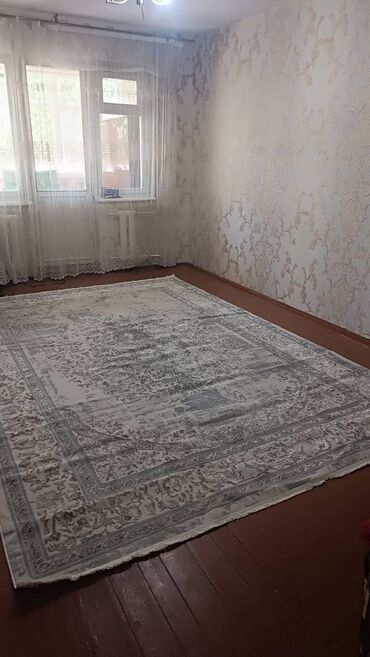 квартира г жалалабад: 2 бөлмө, 43 кв. м, 104-серия, 3 кабат, Эски ремонт