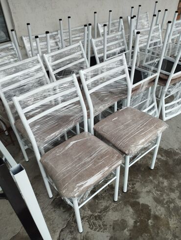 Стулья для кухни: Железные стулья срочно! Продаются железные стулья, осталось — 13