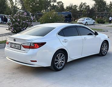 продаю лабо: Lexus ES: 2016 г., 2.5 л, Автомат, Гибрид, Седан — 5