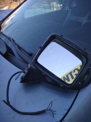 щётка для авто: Правое боковое зеркало на Мерседес геленд ваген