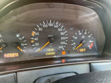 Bilərziklər: Mercedes-Benz E-klass (W210) sedan Əsas xüsusiyyətlər: - Kuzov: 4