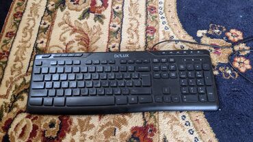 материнская плата на ноутбук: Слим клавиатура, ход мягкий, подключение через USB. Состояние
