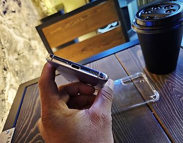 note 2: Samsung Galaxy S21 5G, Б/у, 128 ГБ, цвет - Фиолетовый, 1 SIM, 2 SIM — 2