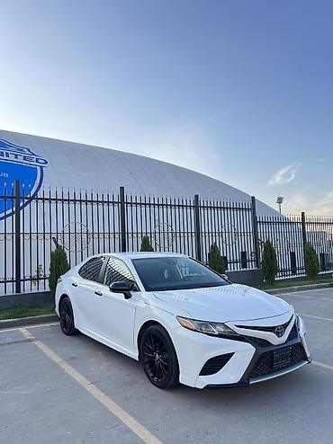 Продажа авто: Toyota Camry: 2019 г., 2.5 л, Автомат, Бензин, Седан — 3