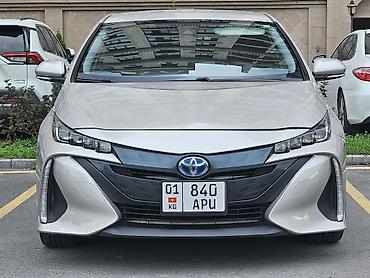 16000: Toyota Prius: 2018 г., 1.8 л, Гибрид, Хэтчбэк — 3