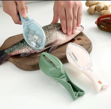 Другая техника для кухни: Чистит рыбу без брызга,вся чешуя остается внутри. Цена 200 сом
